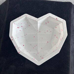 9 inch geode heart shaped silicone mold